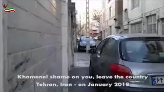 People Writing on walls in Iran : Khamenei shame on you, leave the country