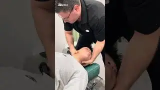 Relaxing spinal crack! 😊ASMR! Relax to the sound of spinal cracks!
