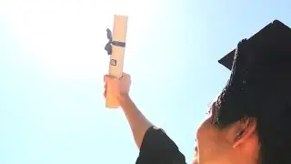 International students celebrate graduation day
