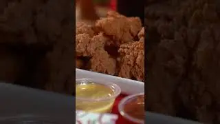 LET'S GET JOLLY! JOLLIBEE快樂蜂與您歡度節日!