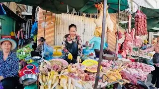 Hidden Food Gems of Cambodia that Feed Thousands Daily - Walking Streets Food Tour 2025
