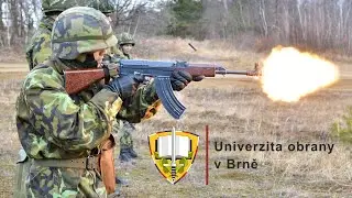Poln&iacute; v&yacute;cvik studentů Univerzity obrany