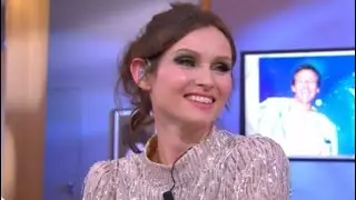 Sophie Ellis-Bextor - Murder On The Dancefloor + Interview (Live @ C à Vous France)
