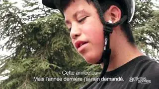 Signes: chronique d'un séjour pluriel jeunes (version sous titrée)