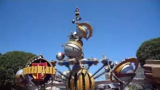 Disneyland's Astro Orbitor Moving Planets July 16 2009