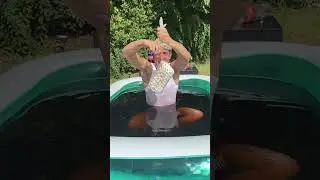 PISCINA CON COCA COLA + MENTOS MAS GRANDE DEL MUNDO !!