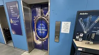 Эванс, затем Шиндлер, затем Дженерик, а теперь Пикерингс Лифт в Boots, торговый центр Merry Hill ...