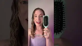 Кисть для придания локонам формы @BounceCurl &mdash; это то, что вам нужно