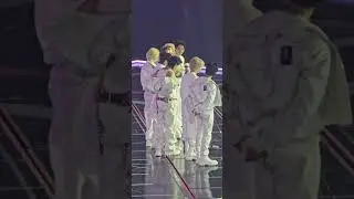 20251115 KGMA 스트레이키즈 현진 직캠 (5관왕 축하해) - 달이