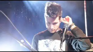 MNM Loves Bastille - Backstage