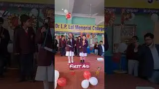 First Aid 🧰 by Kids 💊 #firstaid #temperature #thermometer #fever #munnabhai #mbbs #school