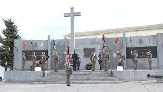 Artillería rinde honores por todo lo alto a su patrona, Santa Bárbara