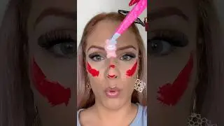 Anime charms hack!🧸 #makeup #makeuphacks #eyes #beauty #shorts #hack #makeuptips #anime