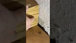Heizungsrohre mit holz verkleiden / kasten an der wand aus parkett bauen / verkleidung aus parkett.