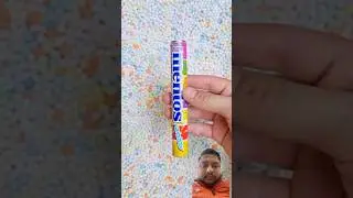 Mentos inside the bubble #berburujajanan #candy #chocolate #berburujajan #satisfying #shortvideo