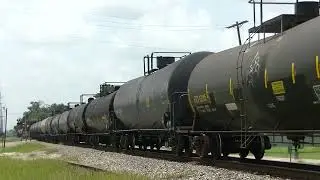 CN A419 passes through Garyville, LA
