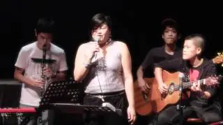 BIHZHU performing 