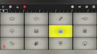 How to make song in walk band app .