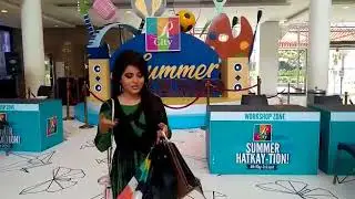 Charul Malik host of Saas Bahu Saaizh at R City Mall