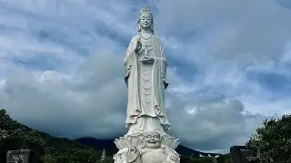Da Nang in Motion | Beaches, Caves and Dragon Fire