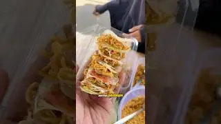 dagang sambil sedekah burger jawa 5000 dapet 6 pcs #food #foodie #kuliner #streetfood
