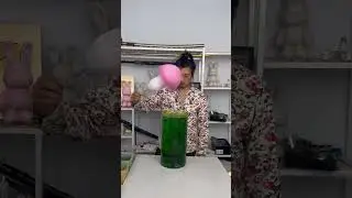 Making soaked water with cotton candy