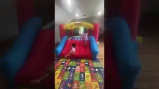 #jumping#funtimes#workoutforkids Littletikes bounce house.