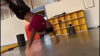 Bboy Om&eacute;ga  All premier crew