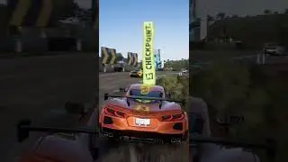 Thrilling Corvette C8 Stingray Overtakes Rivals on Cloverleaf Sprint | Forza Horizon 5 #shorts