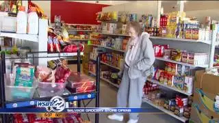Salvage grocery store opens