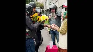 Una incre&iacute;ble muestra de bondad que hace llorar a una anciana #shorts #short #espa&ntilde;ol