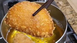 Must try!!! Deep fry bread stuff with meat that doesn't last even 5 minutes on the table