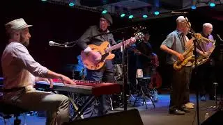 Ricky&rsquo;king&rsquo;russell and the Cadillac horns/she&rsquo;s tough/(fabulous thunderbirds cover)knickerbocker mus