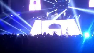Benjamin au concert de sexion d assaut