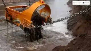 Laahakaivukone Liebherr HS 895 Kannuksessa