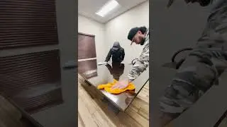 Meshbesher & Spence Glass Move | Unique Movers