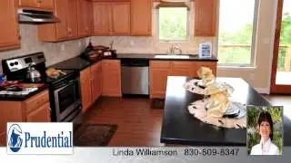 Homes for Sale - 925 Glenn Dr, Canyon Lake, TX 78133