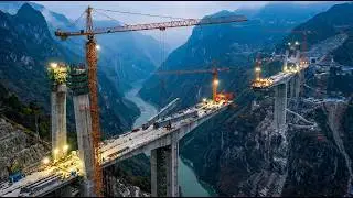 Inside China&rsquo;s $7 Billion Double-Deck Suspension Bridge &mdash; Engineering Marvel of the Century!