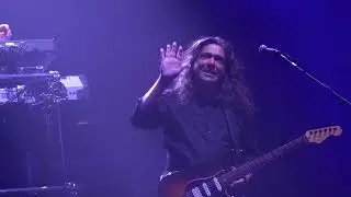 Kansas Live 2025 🡆 Band Intro 🡄 Jul 19 ⬘ The Woodlands, TX