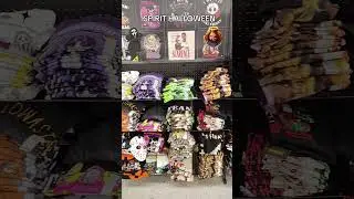 SPIRIT HALLOWEEN / HALLOWEEN MERCH🎃👻🎃👻 #shorts #spirithalloween #spookyseason #tshirts