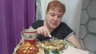 Мукбанг/ завтрак/ ответ на вопрос перерос в целую лекцию 😁