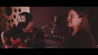 Karolina Czapiga & Barney Trent- Shadow