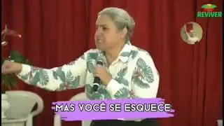 LEIA MIRANDA PREGANDO À PALAVRA DE DEUS