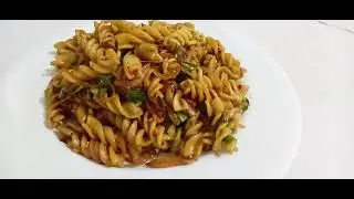 Hot & Spicy Pasta Recipe | Easy 10-Minute Meal | Ceylon Hot Tasty