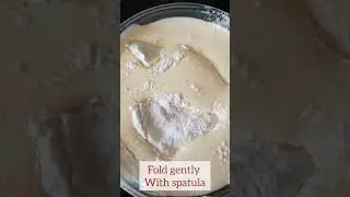 How to make a no oil/ no butter sponge cake ! #baking #cake #easy #recipe #bakingshorts #recipeshort