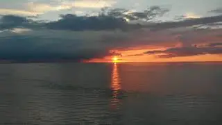 Seaside sunsets 💯