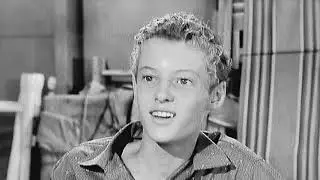 Eddie Haskell & James Bond - 