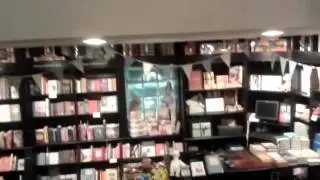 Hatchards library