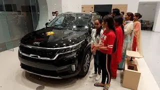 Taking Delivery of Kia Seltos BLACK Special Edition with Family - BOLD Looks, Colour, Interiors