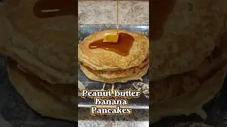 Банановые блинчики с арахисовым маслом #рецепт #блинчики #арахисовоемасло #завтрак